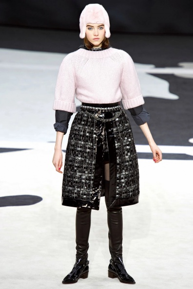 Chanel-Fall-2013-Ready-to-Wear (45).jpg