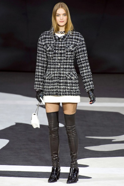 Chanel-Fall-2013-Ready-to-Wear (50).jpg