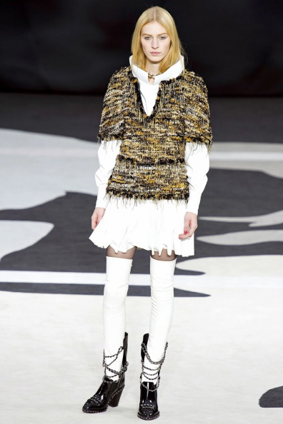 Chanel-Fall-2013-Ready-to-Wear (51).jpg