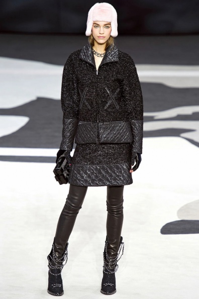 Chanel-Fall-2013-Ready-to-Wear (58).jpg