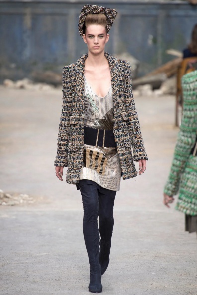 Chanel-Fall-2013-Couture (2).jpg