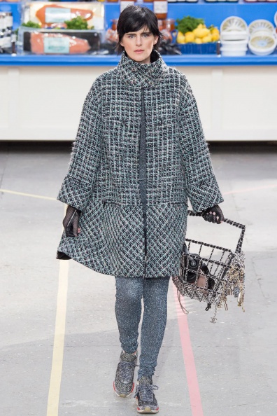 Chanel-Fall 2014-Ready-to-Wear (16).jpg