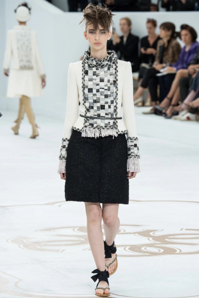 Chanel-Fall 2014-Couture (2).jpg