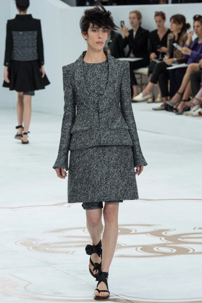 Chanel-Fall 2014-Couture (4).jpg
