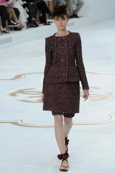 Chanel-Fall 2014-Couture (17).jpg