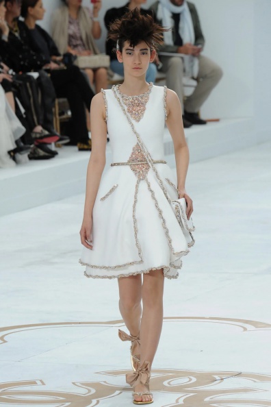 Chanel-Fall 2014-Couture (53).jpg
