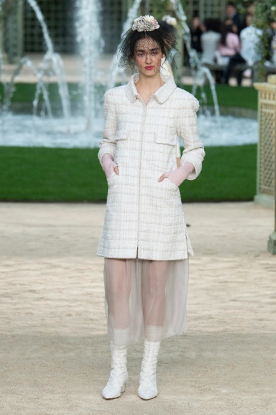 Chanel-SPRING-2018-COUTURE (21).jpg