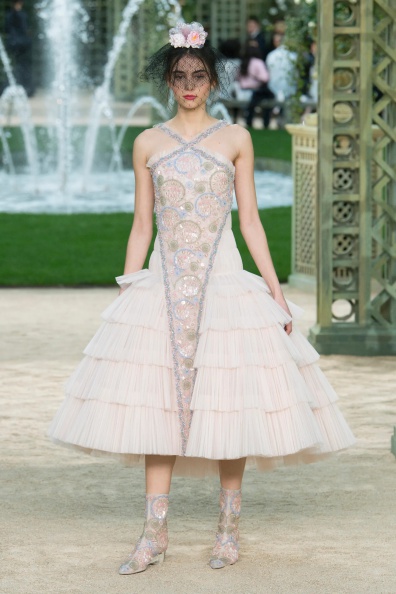 Chanel-SPRING-2018-COUTURE (56).jpg
