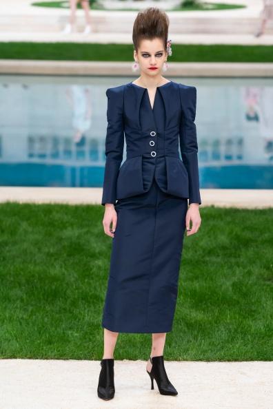 Chanel-SPRING-2019-COUTURE (11).jpg