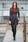 Chanel-SPRING-2020-READY-TO-WEAR (30)
