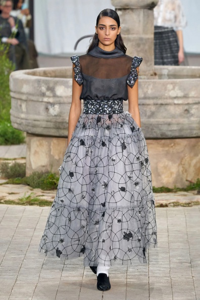 Chanel-SPRING-2020-COUTURE (55).jpg
