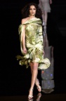 valentino-spring-2004-couture-00270h-mariacarla-boscono