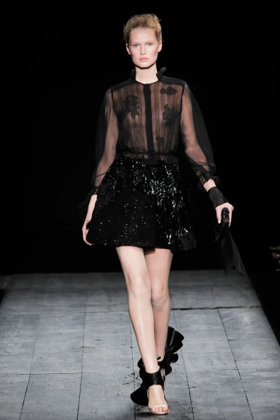 valentino-fall-2009-couture (11).jpg