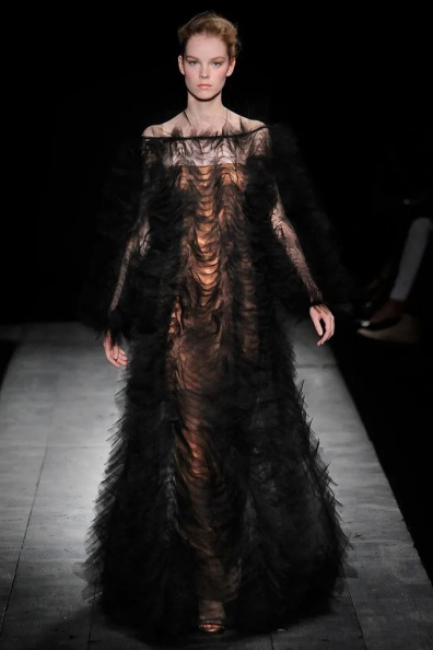 valentino-fall-2009-couture (37).jpg