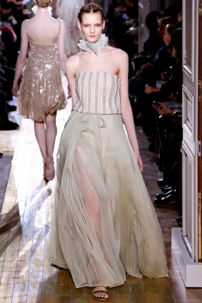 valentino-spring-2011-couture (25).jpg