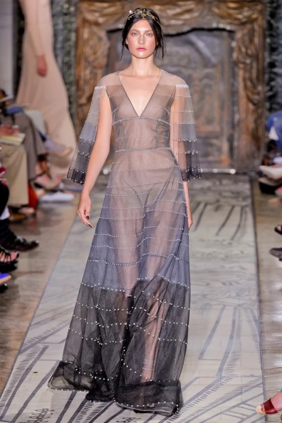 valentino-fall-2011-couture (12).jpg