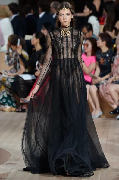 valentino-fall-2015-couture (23).jpg