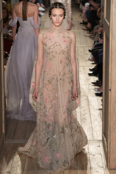 valentino-fall-2016-couture (37).jpg