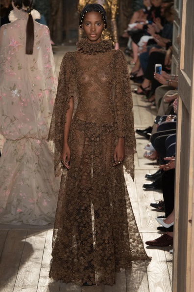 valentino-fall-2016-couture (39).jpg