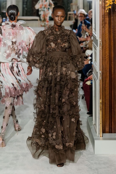 valentino-spring-2019-couture (15).jpg