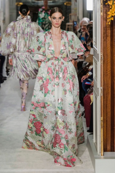 valentino-spring-2019-couture (42).jpg