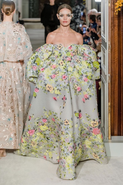 valentino-spring-2019-couture (47).jpg