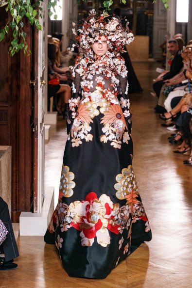 valentino-fall-2019-couture (51).jpg