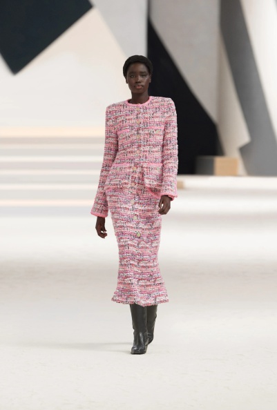 Chanel-fall-winter-2022-2023-haute-couture (14).jpg
