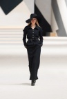 Chanel-fall-winter-2022-2023-haute-couture (23)