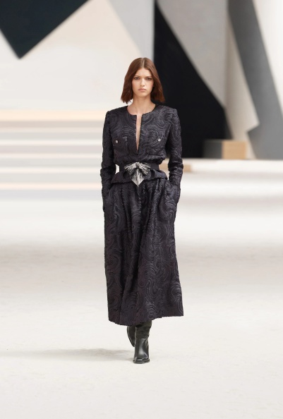 Chanel-fall-winter-2022-2023-haute-couture (25).jpg
