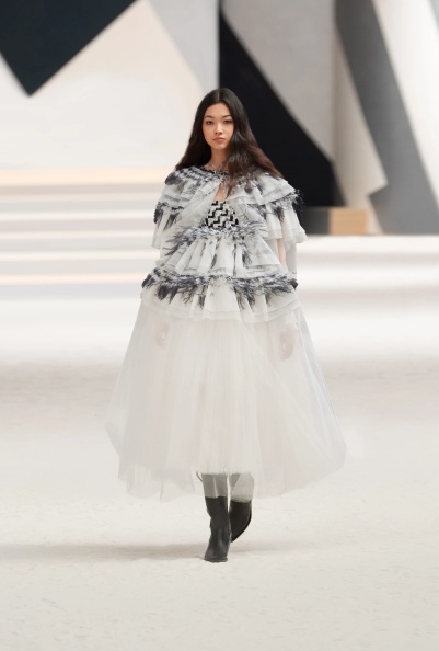 Chanel-fall-winter-2022-2023-haute-couture (33).jpg