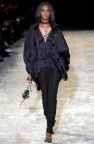 032-gucci-fall-2002-ready-to-wear-valery-prince