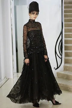 chanel-fall-2002-couture (36).jpg