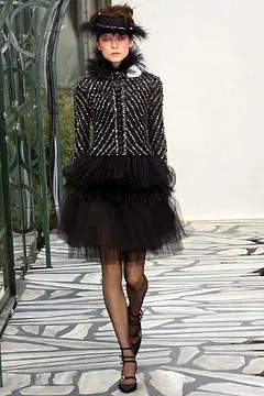 Chanel-SPRING-2003-COUTURE (18).jpg
