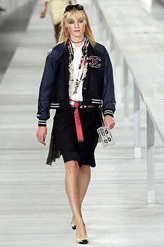Chanel-SPRING-2004-READY-TO-WEAR (31).jpg