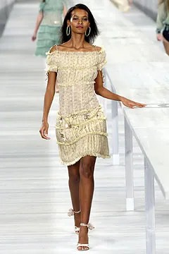 Chanel-SPRING-2004-READY-TO-WEAR (54).jpg