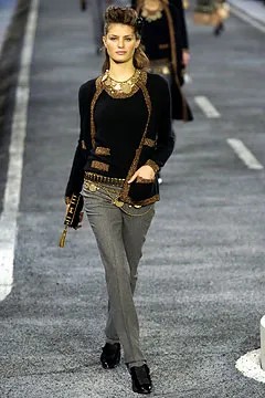 Chanel-FALL-2004-READY-TO-WEAR (62).jpg