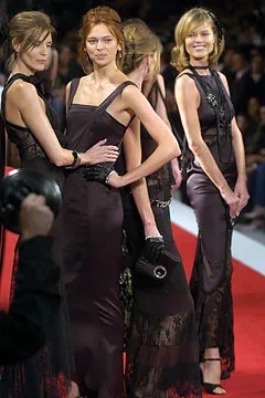 Chanel-SPRING-2005-READY-TO-WEAR (5).jpg