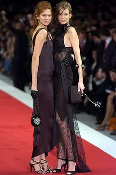Chanel-SPRING-2005-READY-TO-WEAR (9).jpg
