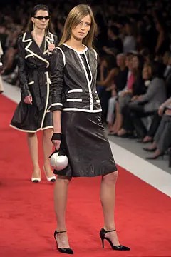 Chanel-SPRING-2005-READY-TO-WEAR (23).jpg
