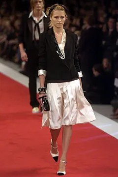 Chanel-SPRING-2005-READY-TO-WEAR (43).jpg