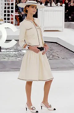 chanel-spring-2005-couture (1).jpg