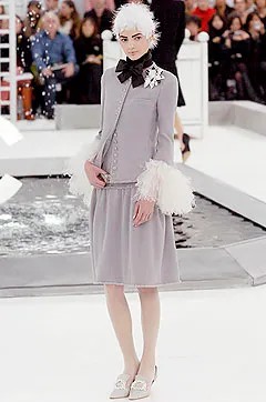 chanel-spring-2005-couture (13).jpg