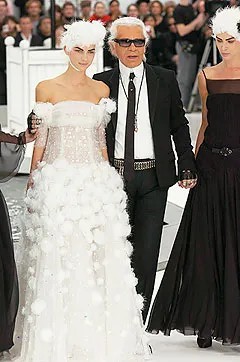 chanel-spring-2005-couture (45).jpg