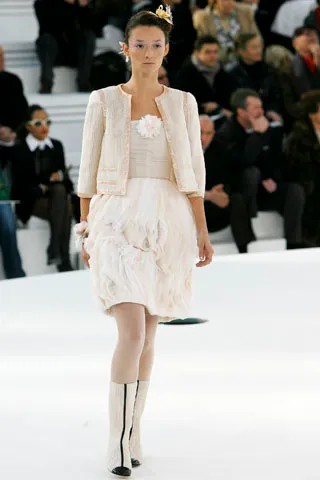 chanel-spring-2006-couture (29).jpg