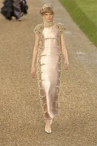 Chanel-FALL-2007-COUTURE (42).jpg