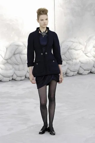 Chanel-Spring-2008-Couture (12).jpg