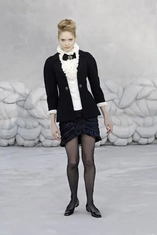Chanel-Spring-2008-Couture (18).jpg
