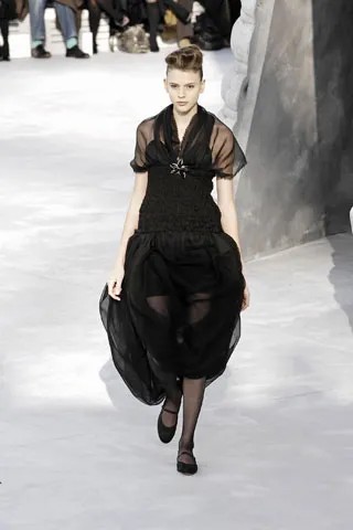 Chanel-Spring-2008-Couture (31).jpg