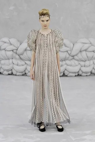 Chanel-Spring-2008-Couture (35).jpg